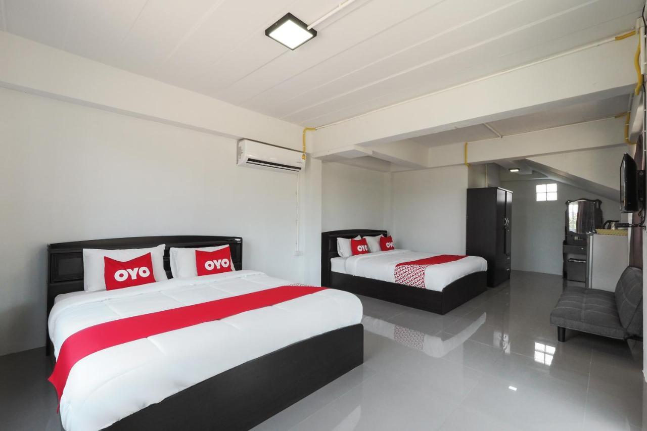Oyo 748 Pada Homestay Muszi Kültér fotó